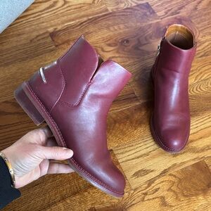 Franco Sarto Happily Leather Ankle Boots/Booties Sz 6.5 Wine Red side zipper